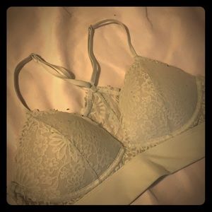pale blue bralette, barely worn😚